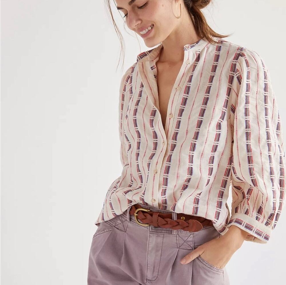 Anthropologie Pilcro The Bella Femme Buttondown Textured Embroidered Boho Blouse